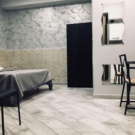 德戈若罗迷尼酒店 那不勒斯 外观 照片